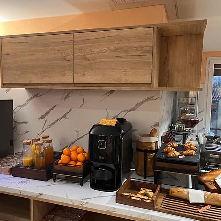 Logis Hotel Spa Restaurant Le Provence Lanarce Luaran gambar