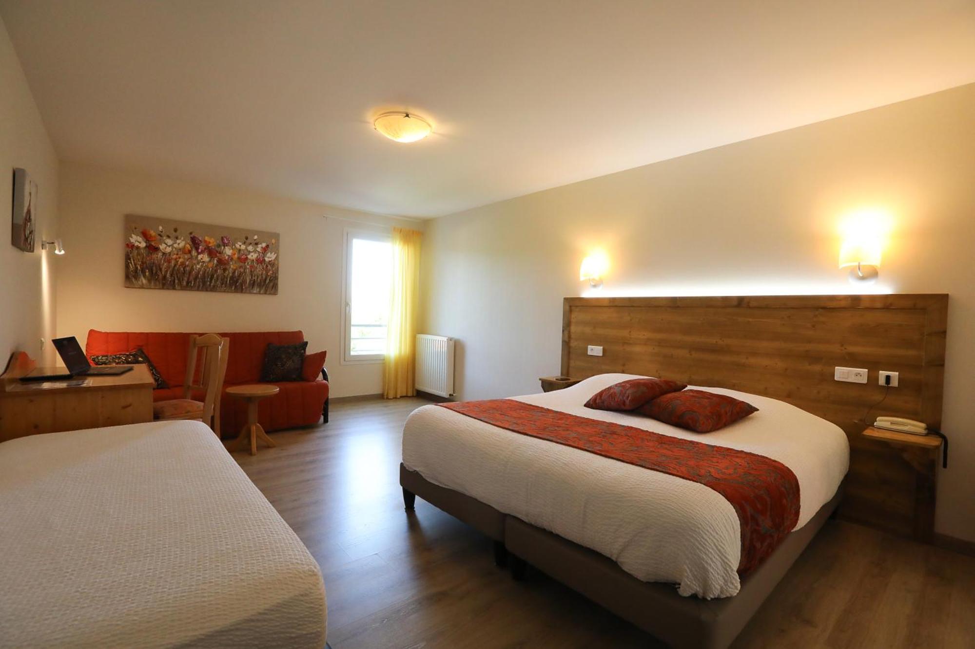 Logis Hotel Spa Restaurant Le Provence Lanarce Luaran gambar