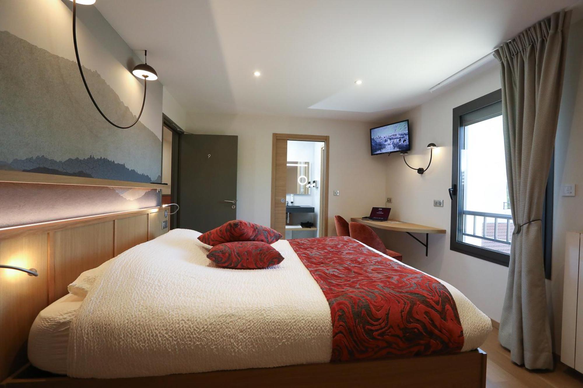 Logis Hotel Spa Restaurant Le Provence Lanarce Luaran gambar