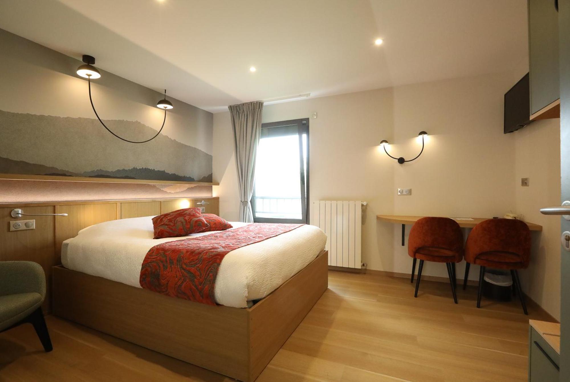 Logis Hotel Spa Restaurant Le Provence Lanarce Luaran gambar