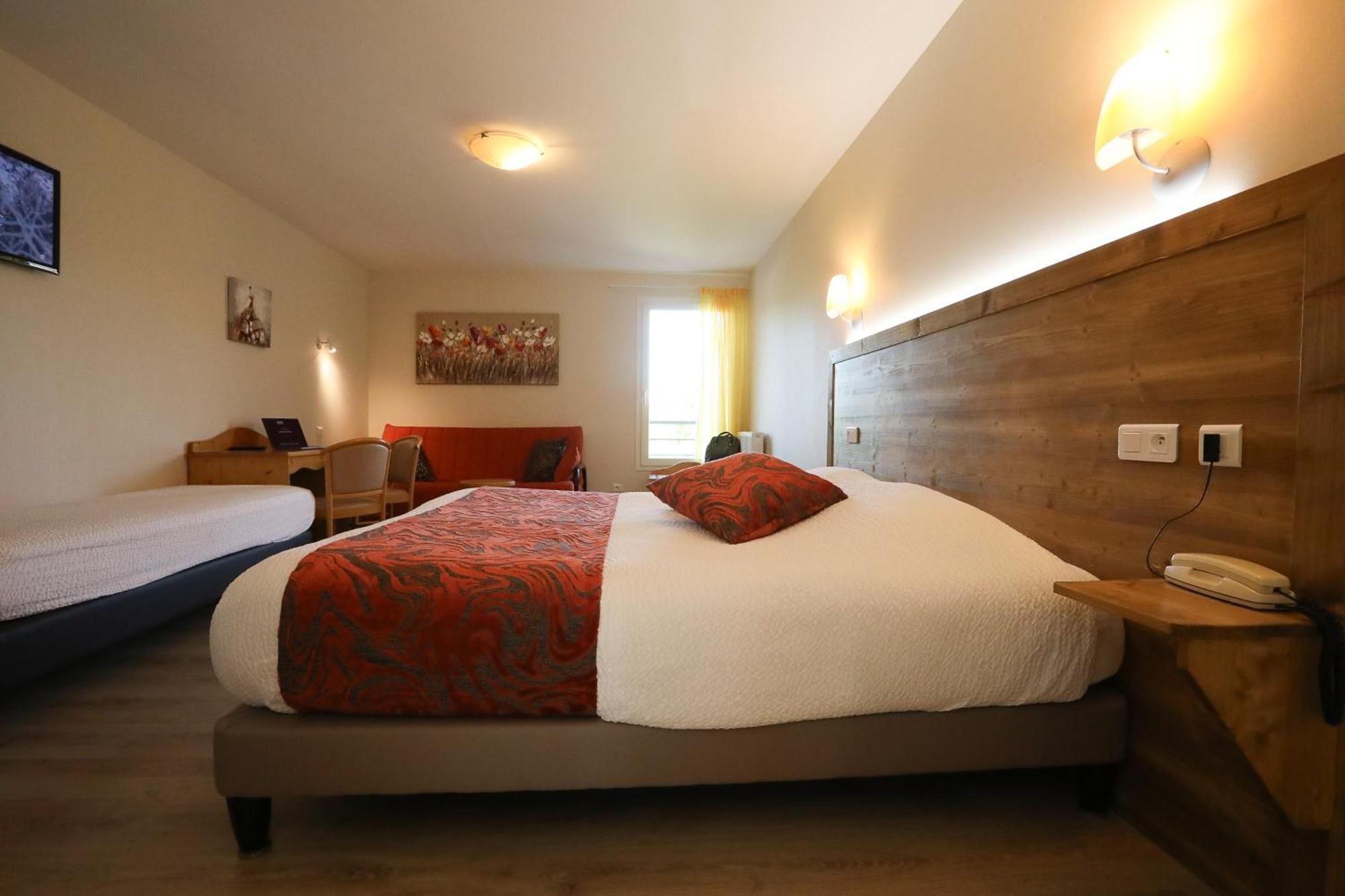 Logis Hotel Spa Restaurant Le Provence Lanarce Luaran gambar