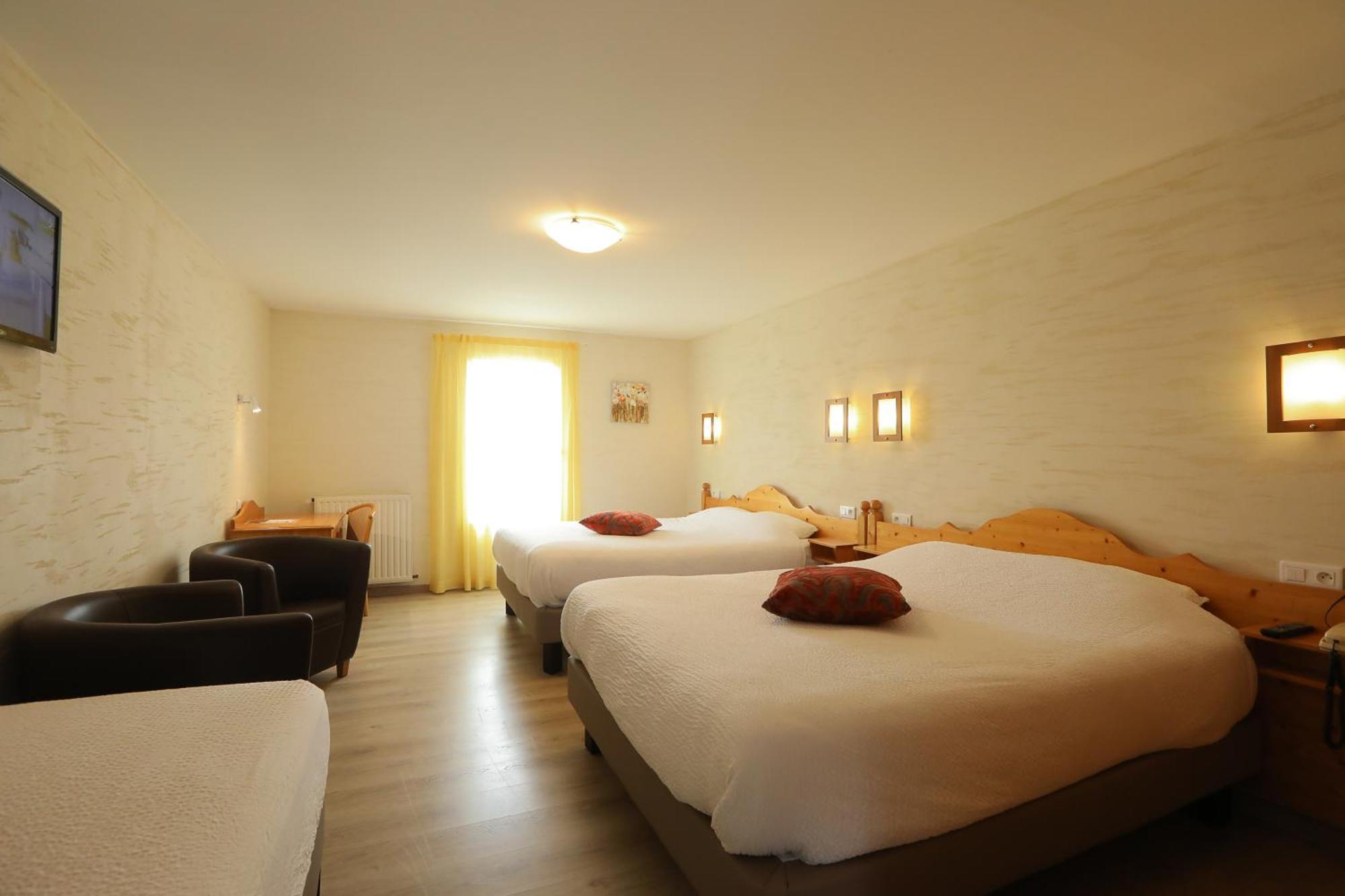 Logis Hotel Spa Restaurant Le Provence Lanarce Luaran gambar
